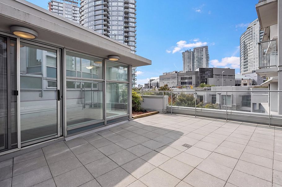 221 188 Keefer Place Vancouver, BC - 22