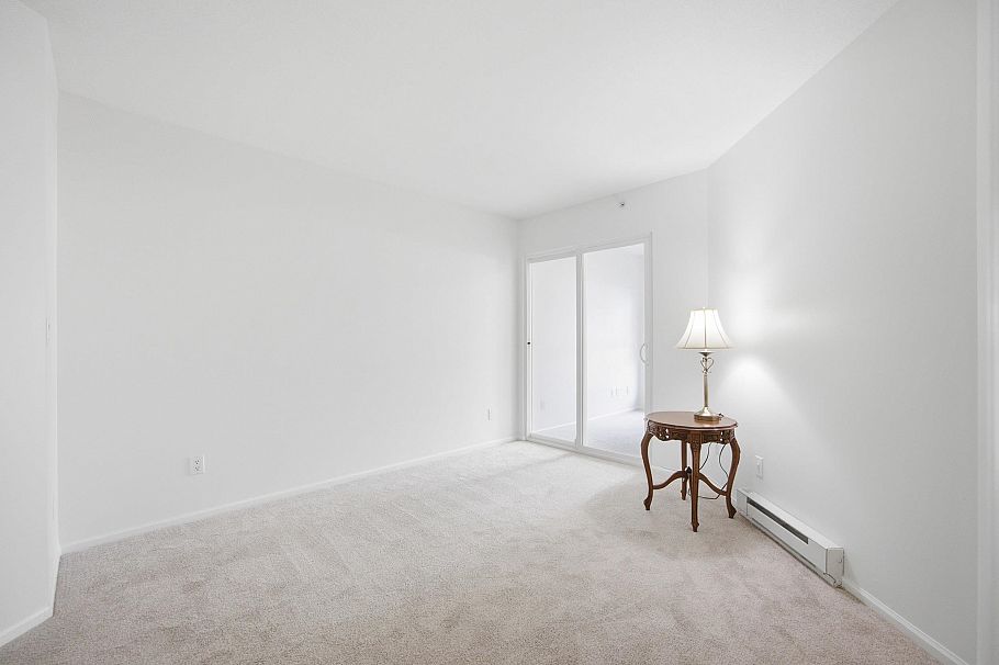 363 1100 E 29th Street North Vancouver, BC - 18