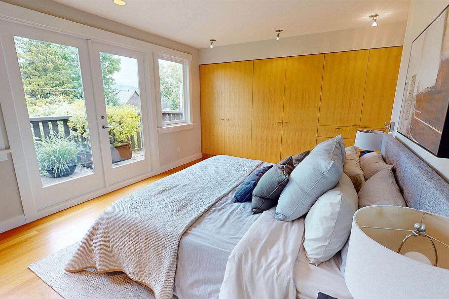 456 Aubrey Place Vancouver, BC - 18