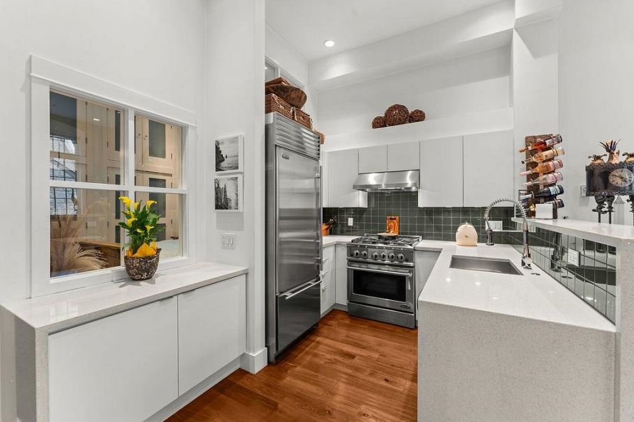 104 1811 W 16th Avenue Vancouver, BC - 11