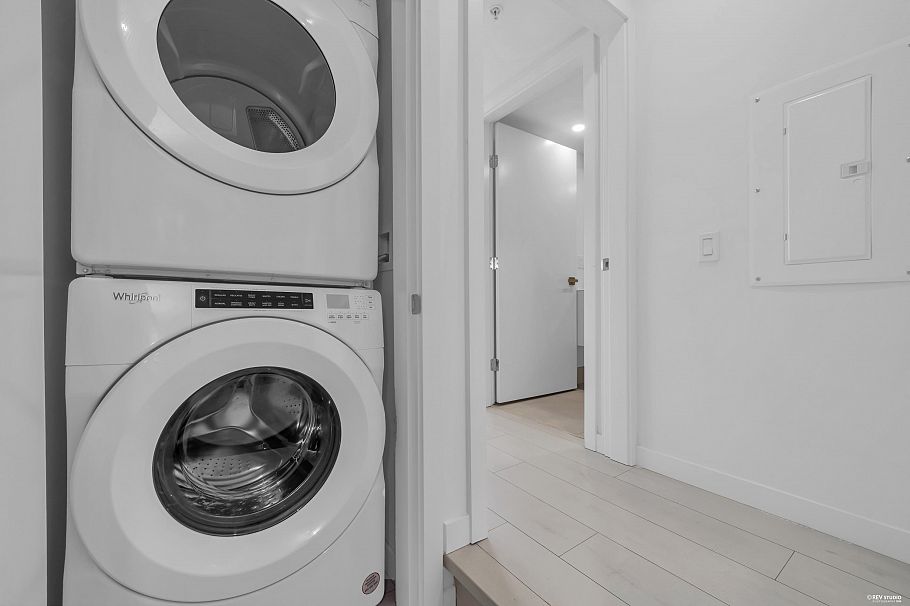 302 1120 E East Georgia Street Vancouver, BC - 21