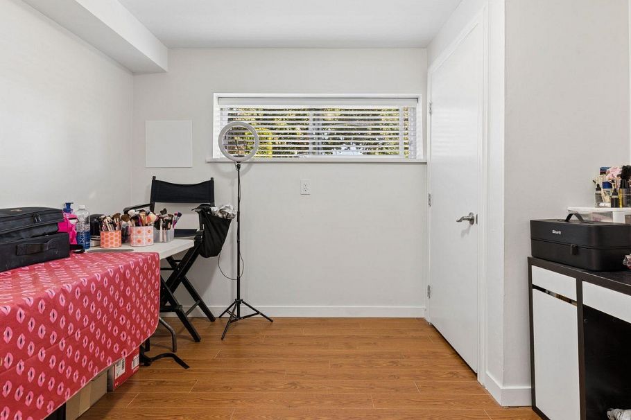3006 E Georgia Street Vancouver, BC - 23