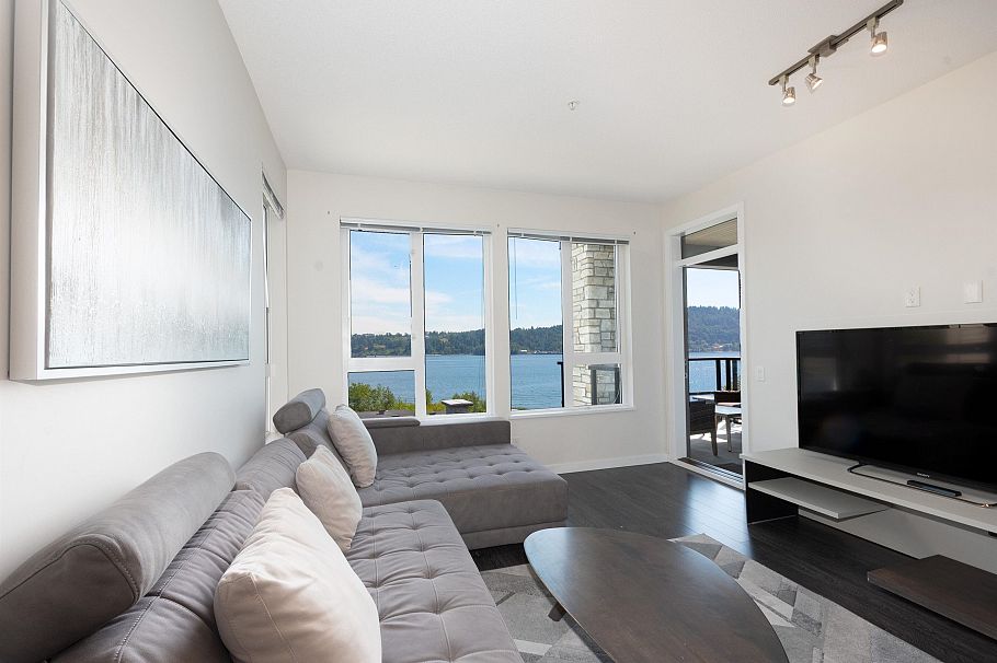 305 3873 Cates Landing Way North Vancouver, BC - 11