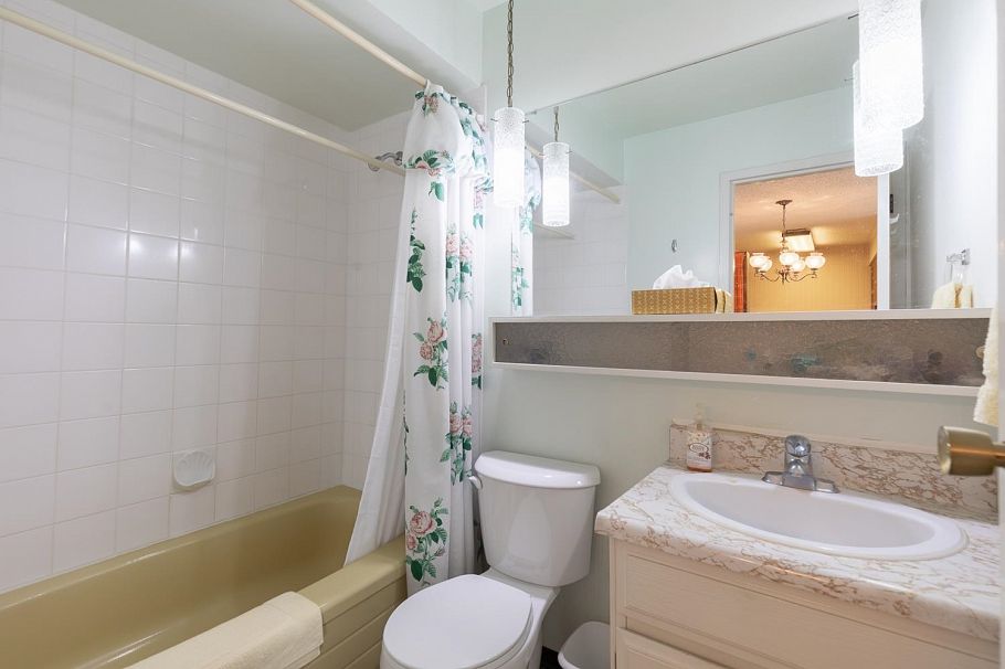 305 2080 Maple Street Vancouver, BC - 23