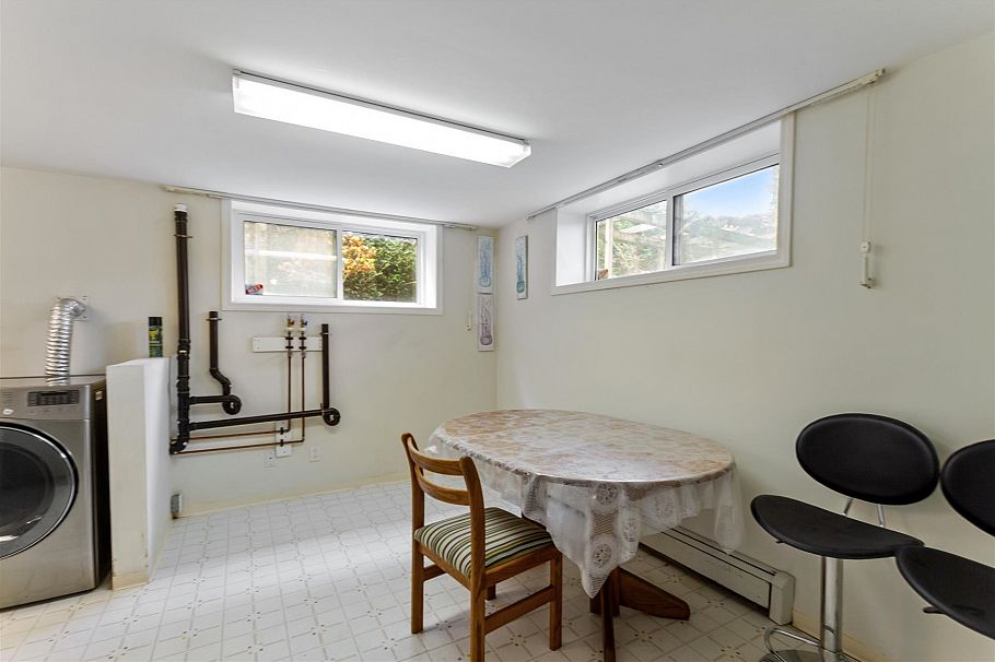 1806 Western Parkway Vancouver, BC - 21