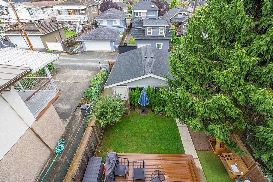 3063 Graveley Street Vancouver, BC - 25