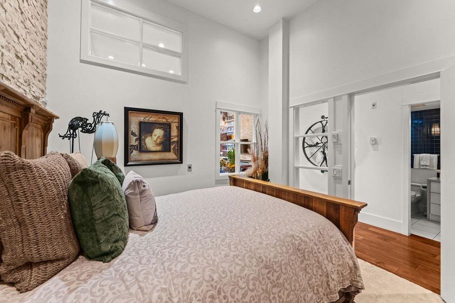 104 1811 W 16th Avenue Vancouver, BC - 18