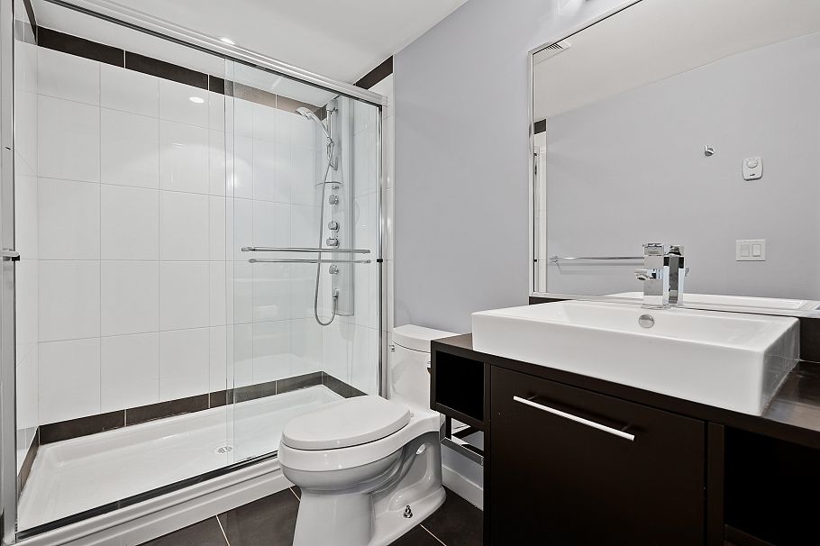 221 188 Keefer Place Vancouver, BC - 15