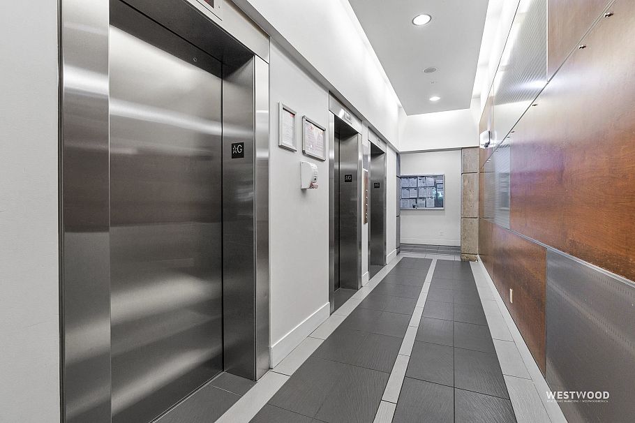 808 939 Expo Boulevard Vancouver, BC - 21