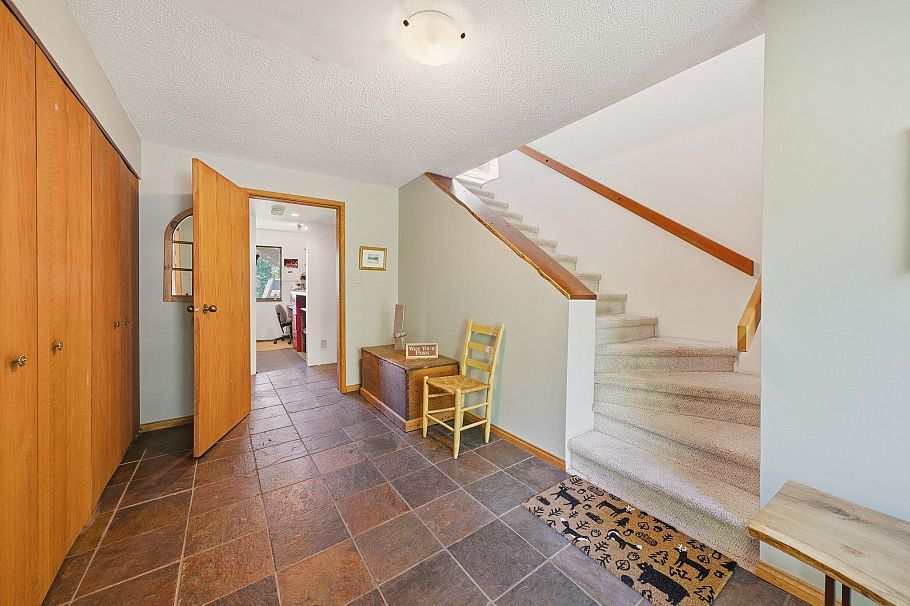 5481 Indian River Drive North Vancouver, BC - 21