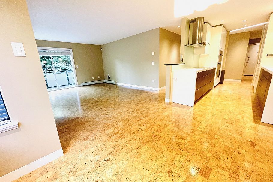 404 1405 W 15th Avenue Vancouver, BC - 6