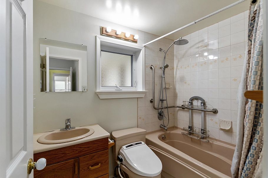 1806 Western Parkway Vancouver, BC - 14