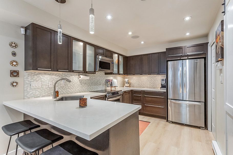 246 2565 W Broadway Street Vancouver, BC - 6