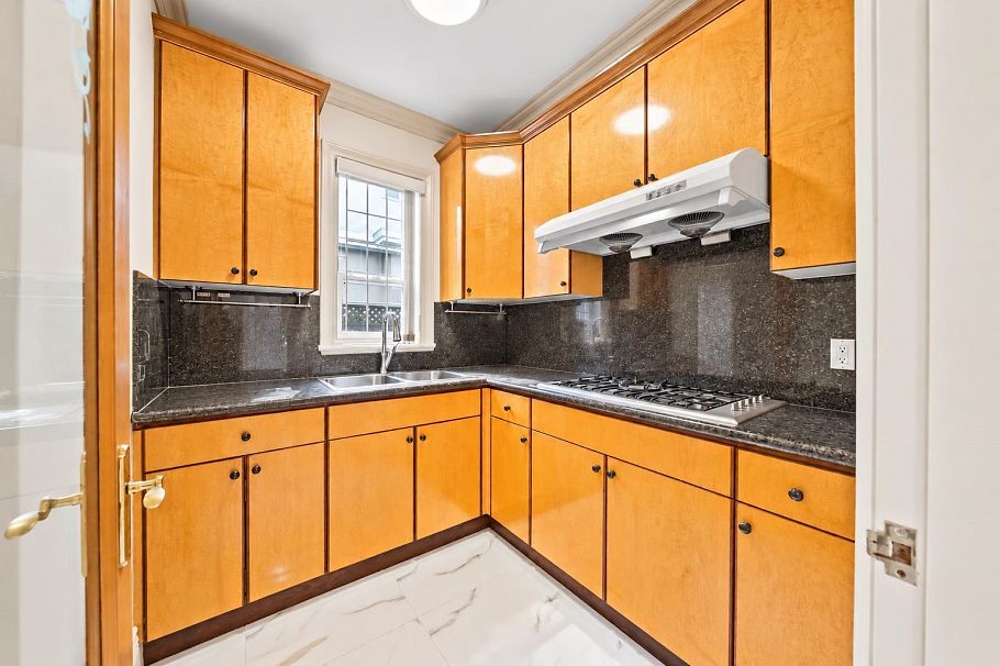 1050 Connaught Drive Vancouver, BC - 16