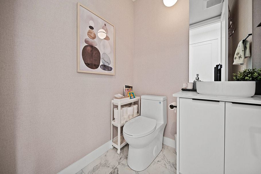 1438 E 17th Avenue Vancouver, BC - 11
