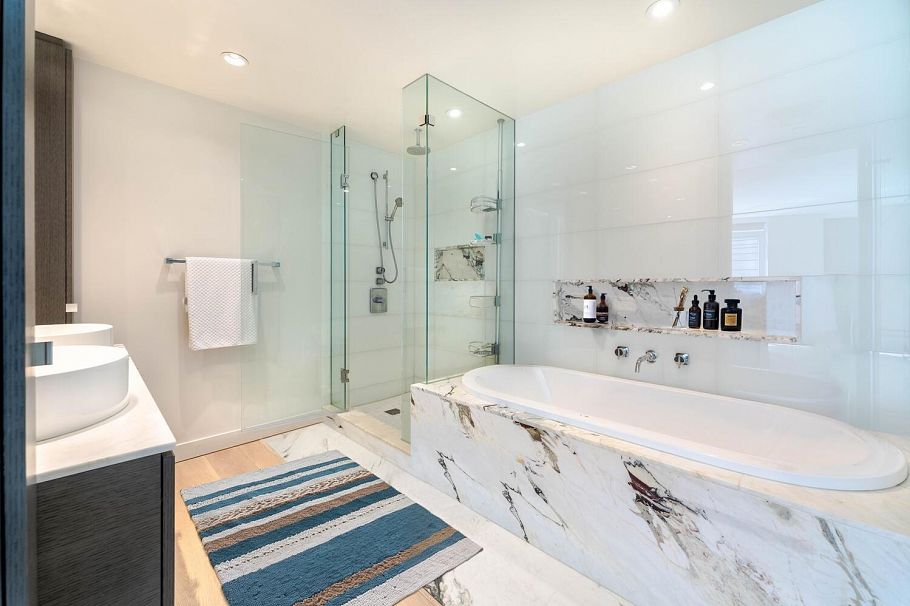 702 1499 W Pender Street Vancouver, BC - 11