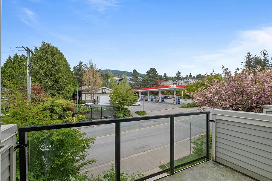 5 115 W Queens Road North Vancouver, BC - 14