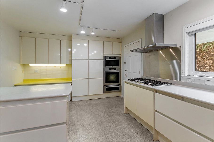 1806 Western Parkway Vancouver, BC - 9