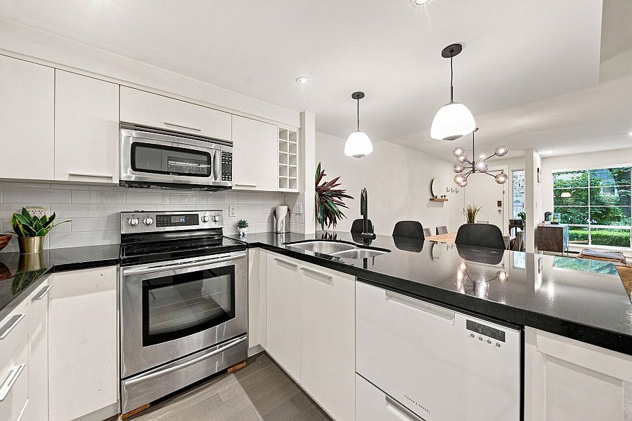 3062 Willow Street Vancouver, BC - 13