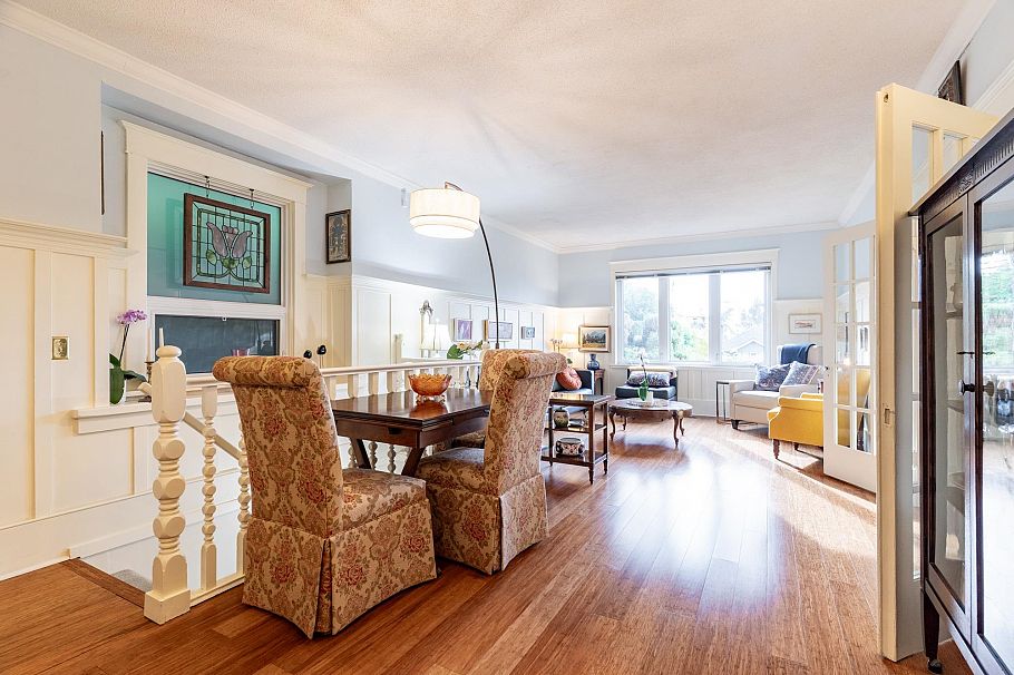 114 W Kings Road North Vancouver, BC - 18