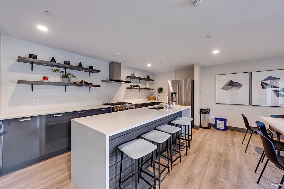 409 3581 E Kent Avenue North Vancouver, BC - 32