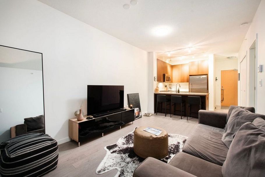 206 135 W 2nd Street North Vancouver, BC - 9