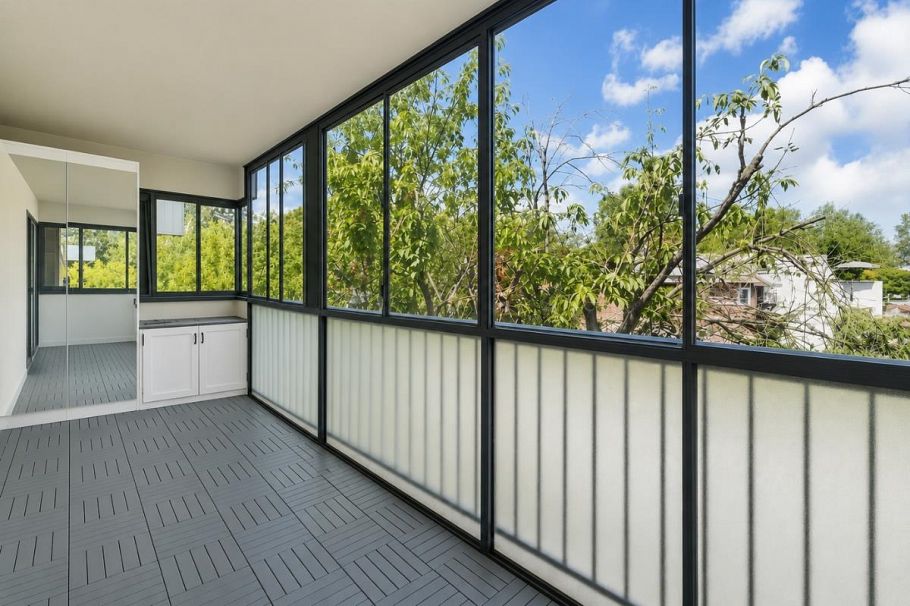 304 1420 E 7th Avenue Vancouver, BC - 10