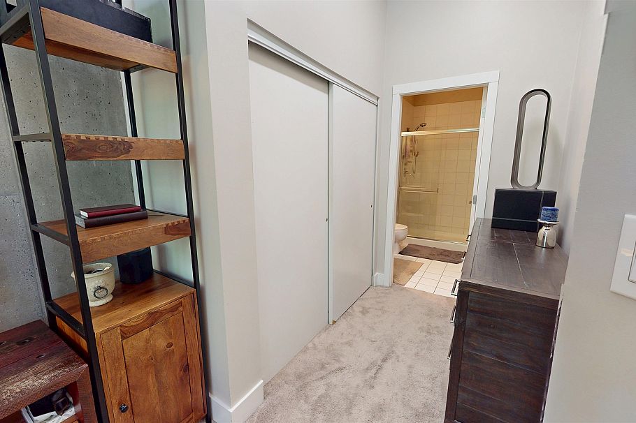 357 E 11th Avenue Vancouver, BC - 15