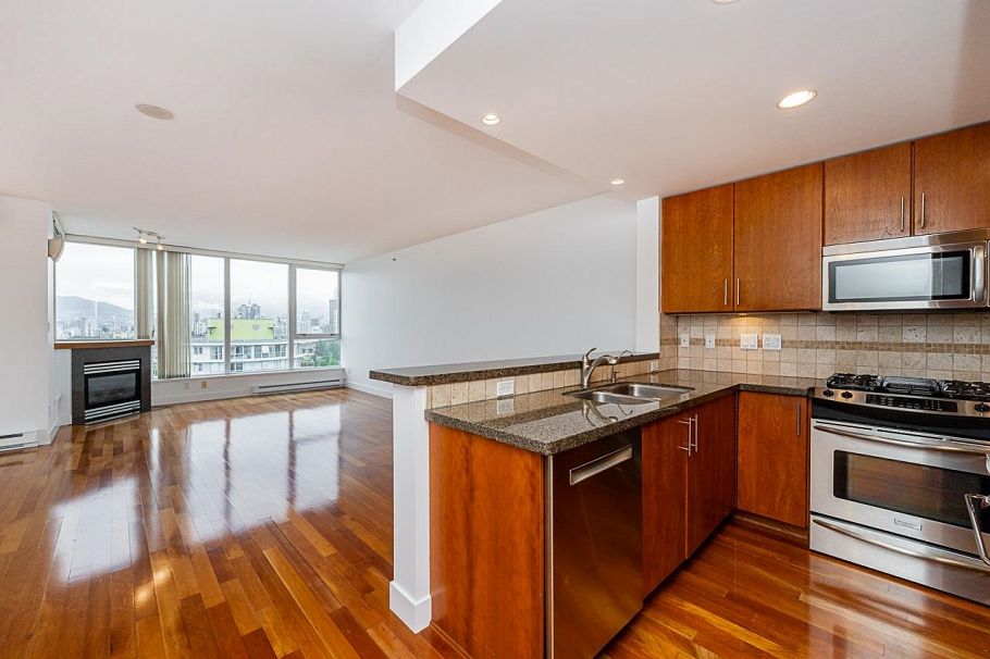 1004 1483 W 7th Avenue Vancouver, BC - 9
