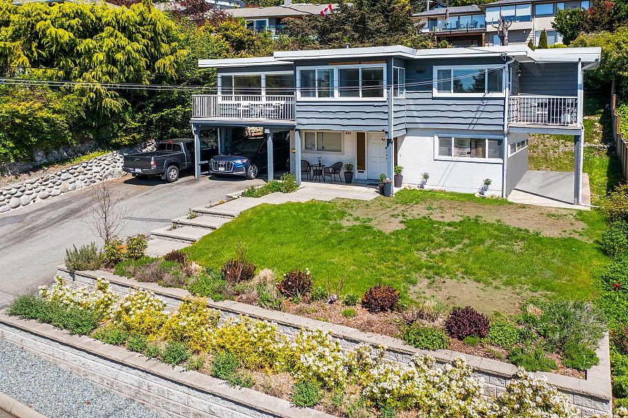 454 Monteray Avenue North Vancouver, BC - 29