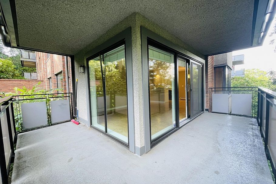 404 1405 W 15th Avenue Vancouver, BC - 19