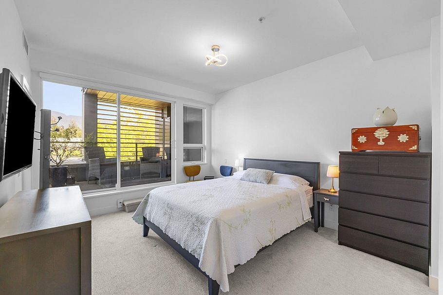 153 2060 Curling Road North Vancouver, BC - 12