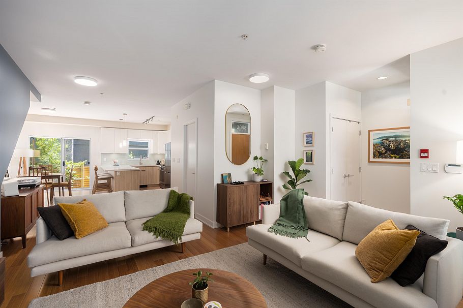 3088 Quebec Street Vancouver, BC - 5