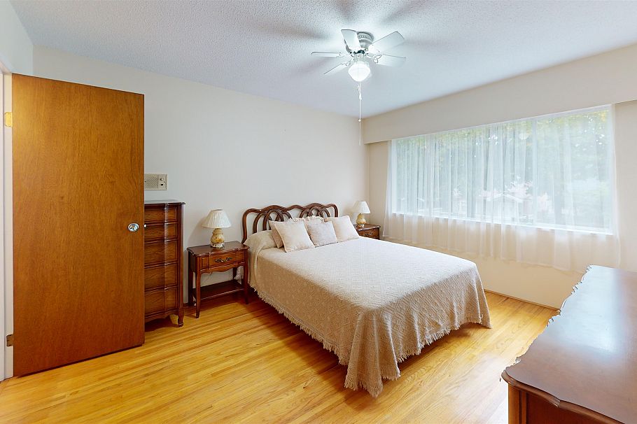 2540 E 25th Avenue Vancouver, BC - 19