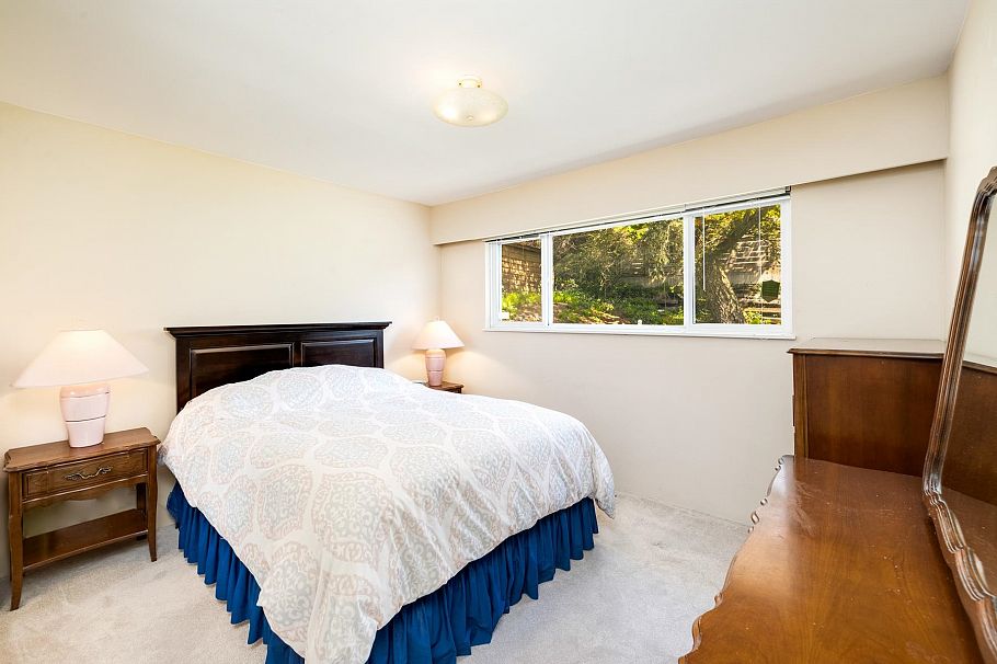 454 Monteray Avenue North Vancouver, BC - 14