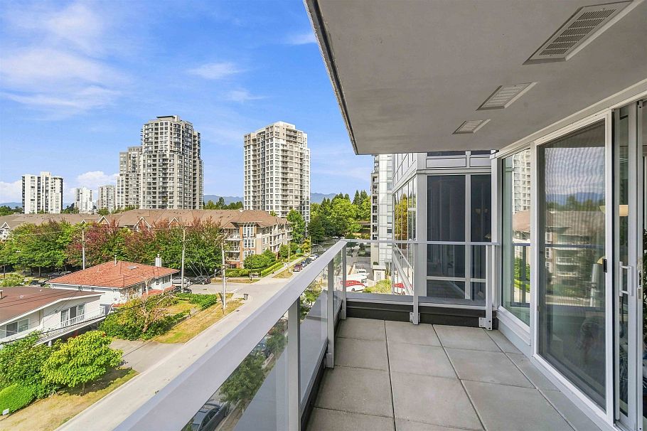 615 5598 Ormidale Street Vancouver, BC - 21