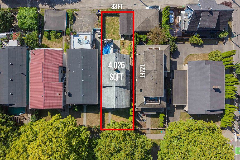 1324 E 10th Avenue Vancouver, BC - 1