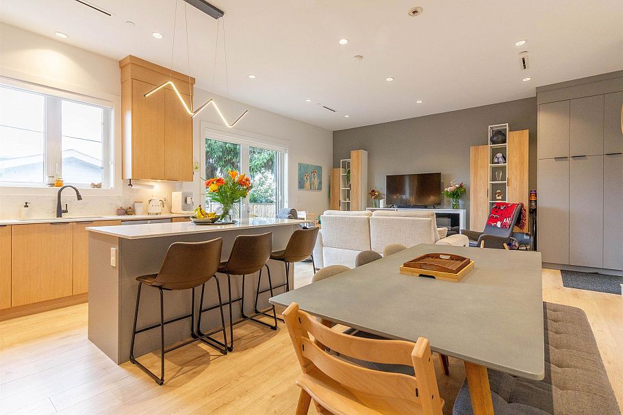 3063 Graveley Street Vancouver, BC - 5