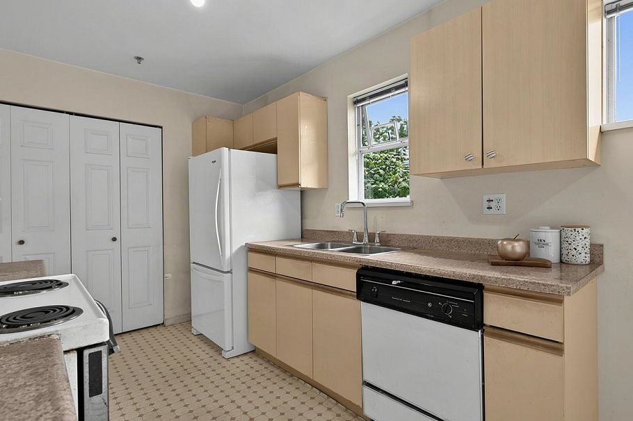 14 4157 Sophia Street Vancouver, BC - 14