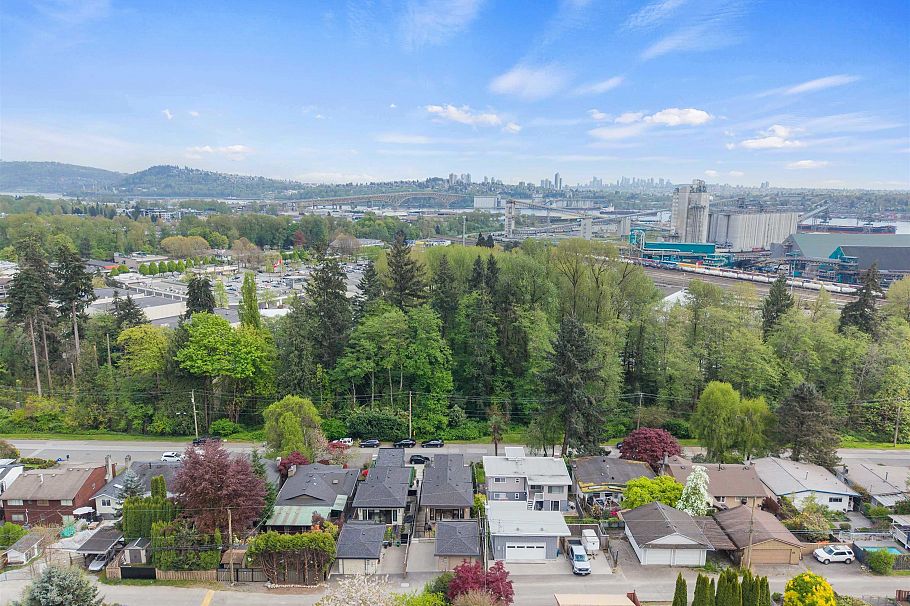 1126 Heywood Street North Vancouver, BC - 34