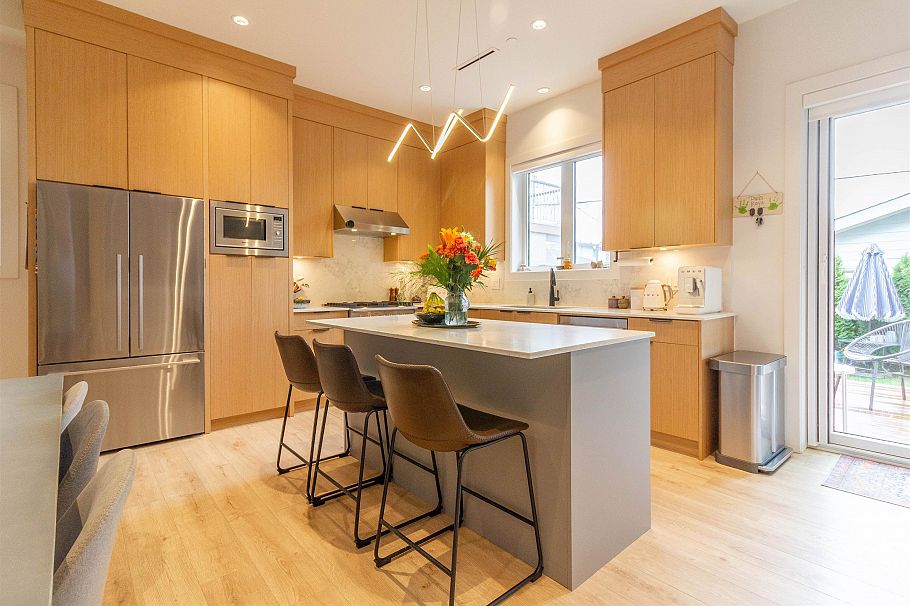 3063 Graveley Street Vancouver, BC - 8