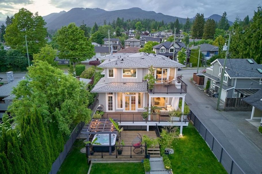 449 E 15th Street North Vancouver, BC - 28