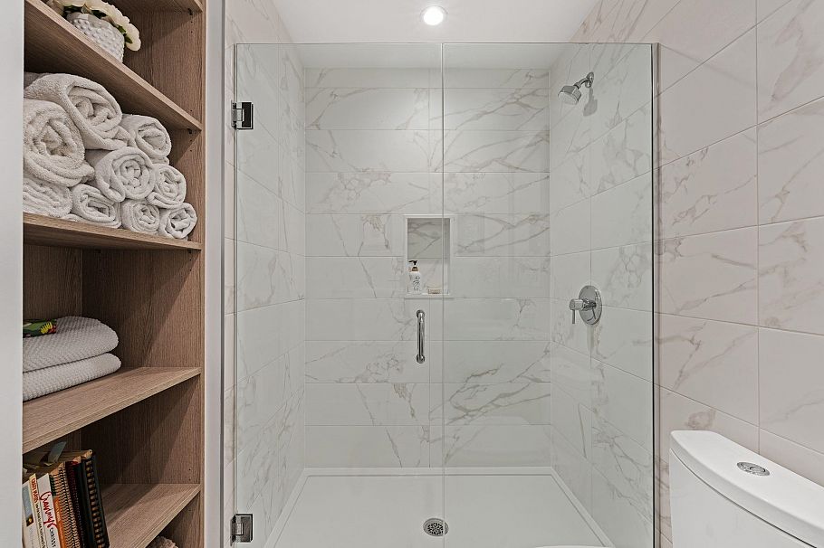 707 E 3 Street North Vancouver, BC - 30