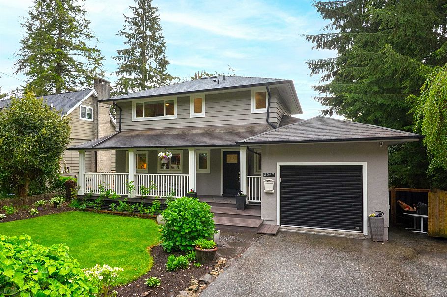 3067 Plymouth Drive North Vancouver, BC - 2