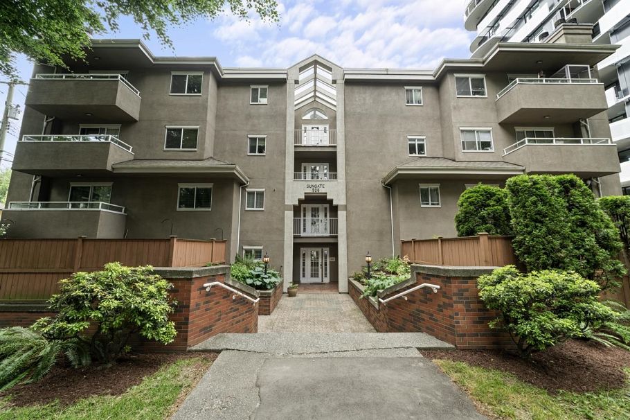 104 526 W 13th Avenue Vancouver, BC - 1