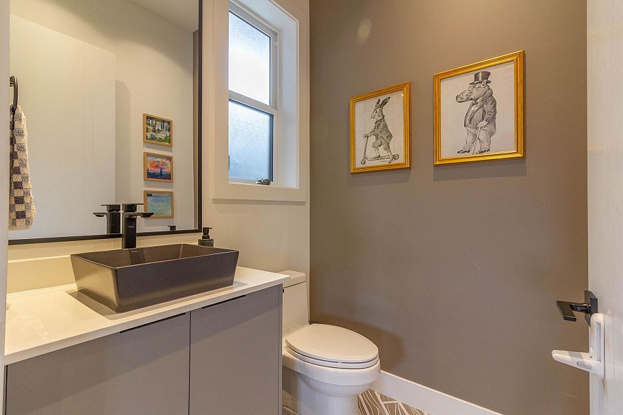 3063 Graveley Street Vancouver, BC - 12