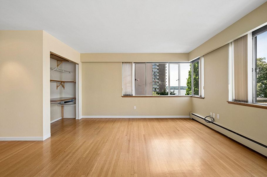 401 1315 Cardero Street Vancouver, BC - 9