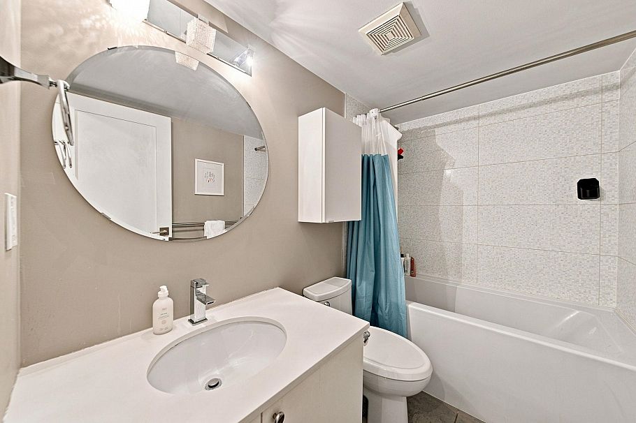3062 Willow Street Vancouver, BC - 21