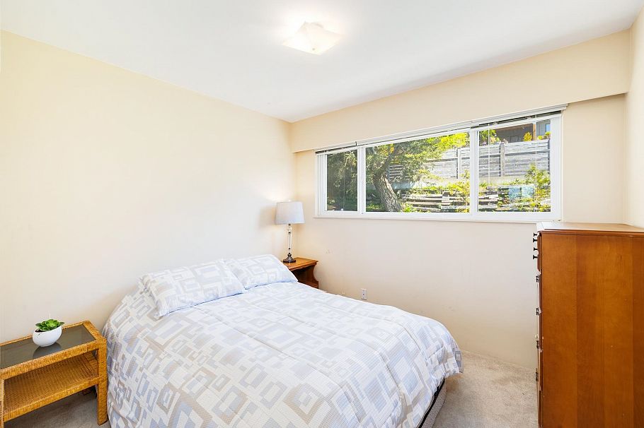 454 Monteray Avenue North Vancouver, BC - 15