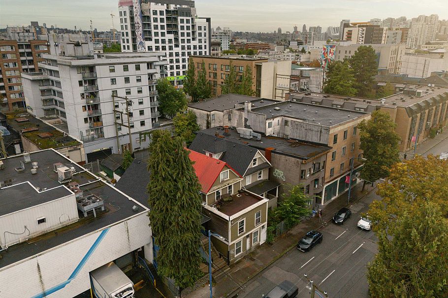 522 E Cordova Street Vancouver, BC - 8
